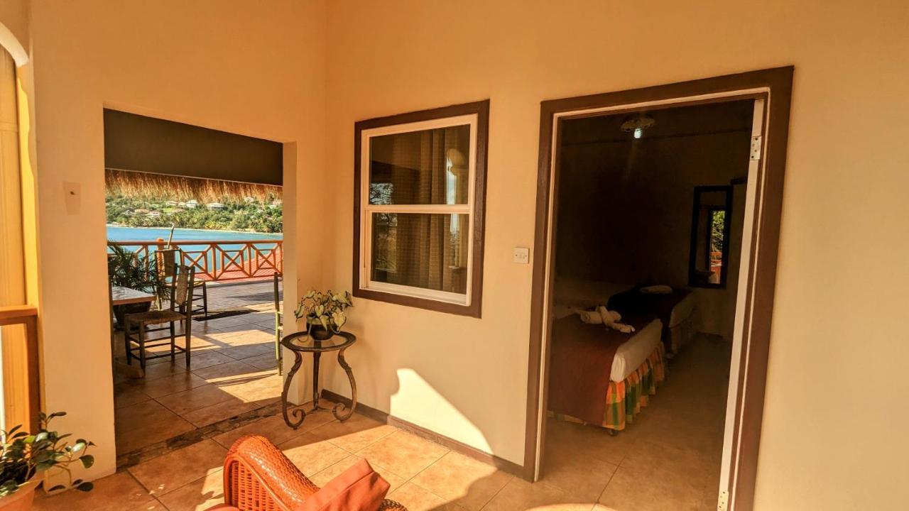 Sunset Lane Hotel Laborie Exterior photo