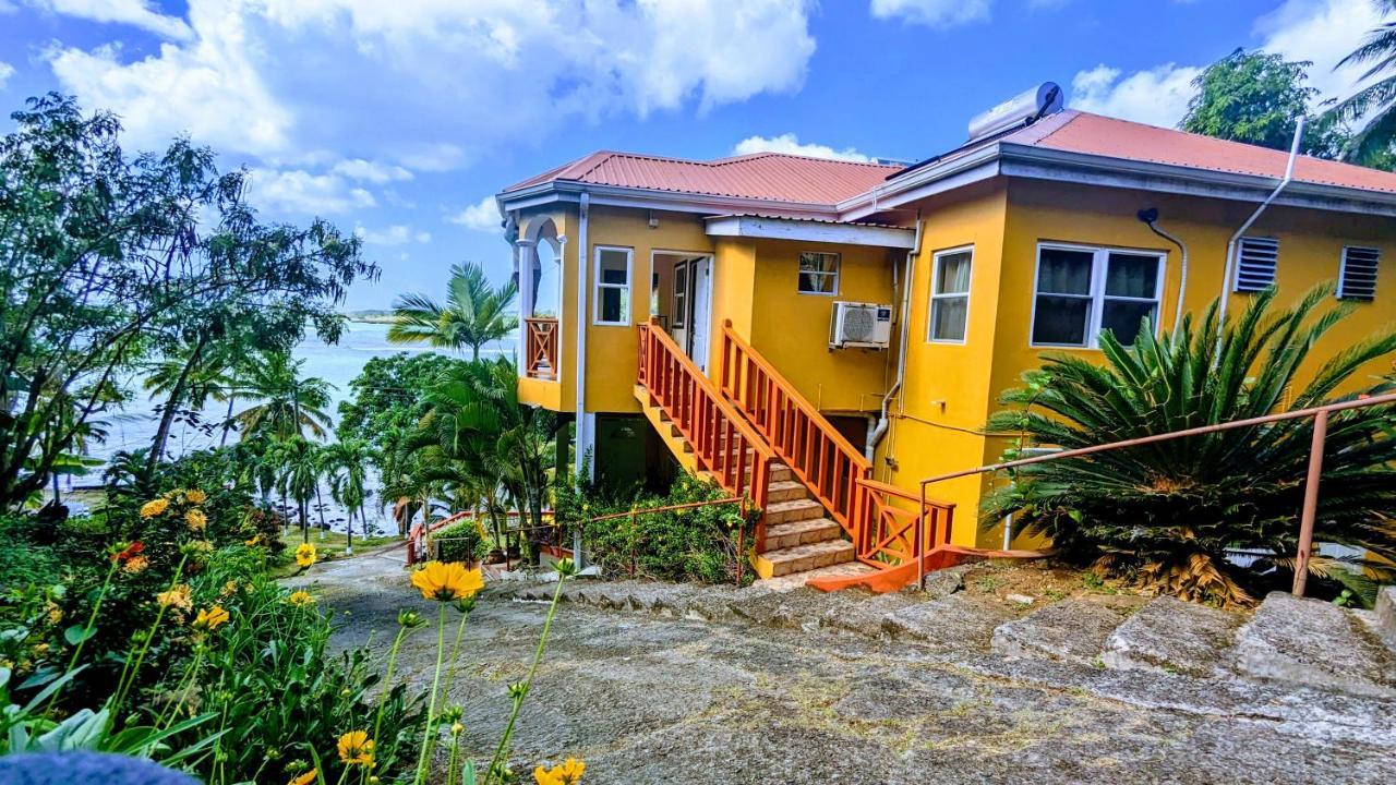 Sunset Lane Hotel Laborie Exterior photo