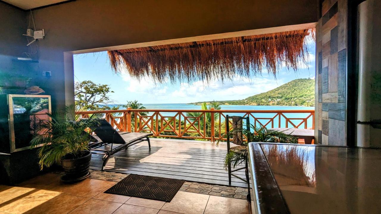 Sunset Lane Hotel Laborie Exterior photo